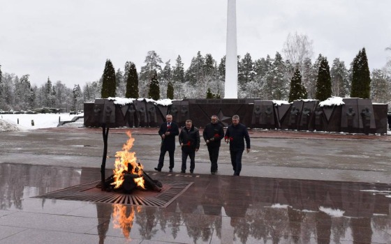 Председатель Московской городской Думы посетил брянские мемориалы 