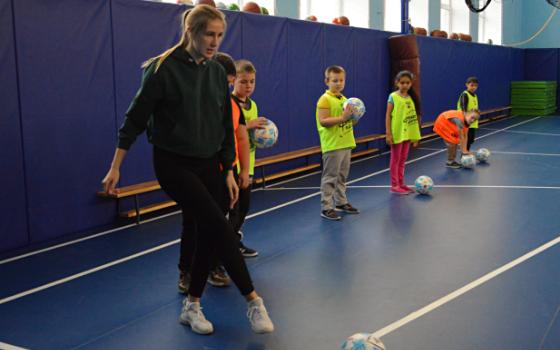 Открытые уроки по футболу прошли в школах Навлинского района