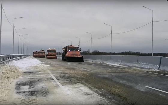 По Славянскому мосту в Брянске проехали первые машины 