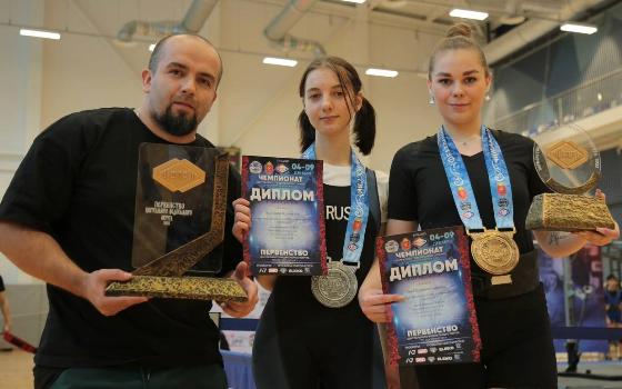 Брянские тяжелоатлеты завоевали три медали на Первенстве ЦФО 