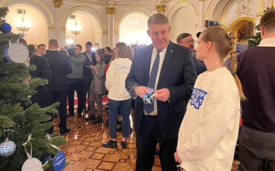 Брянский губернатор исполнит детские мечты с «Ёлки желаний» в Кремле