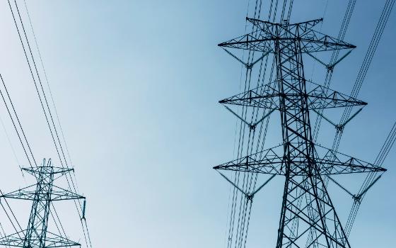 В четырёх районах Брянщины нарушено энергоснабжение из-за обрыва проводов