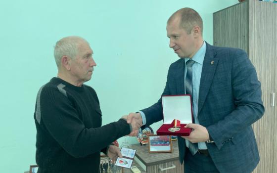 Знак Минспорта России получил брянский тренер по лёгкой атлетике
