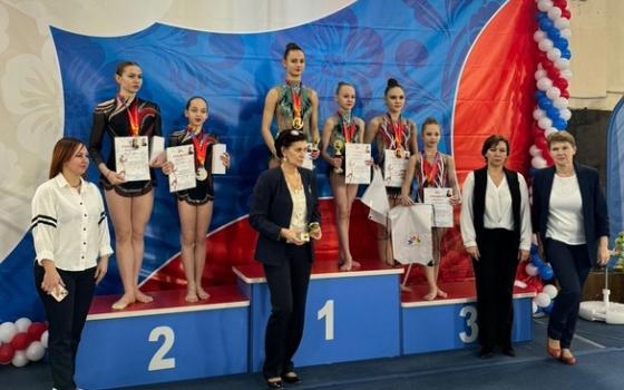 Брянские акробатки стали призёрами Всероссийских соревнований