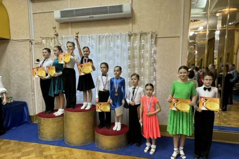 Пара из танцевального клуба «Амбассадор» стала абсолютным чемпионом регионального турнира 