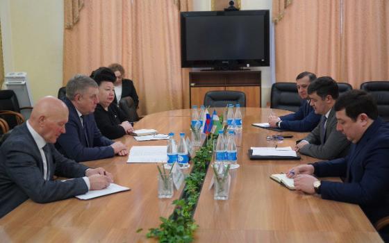 Брянский губернатор обсудил сотрудничество с советником Посольства Республики Узбекистан