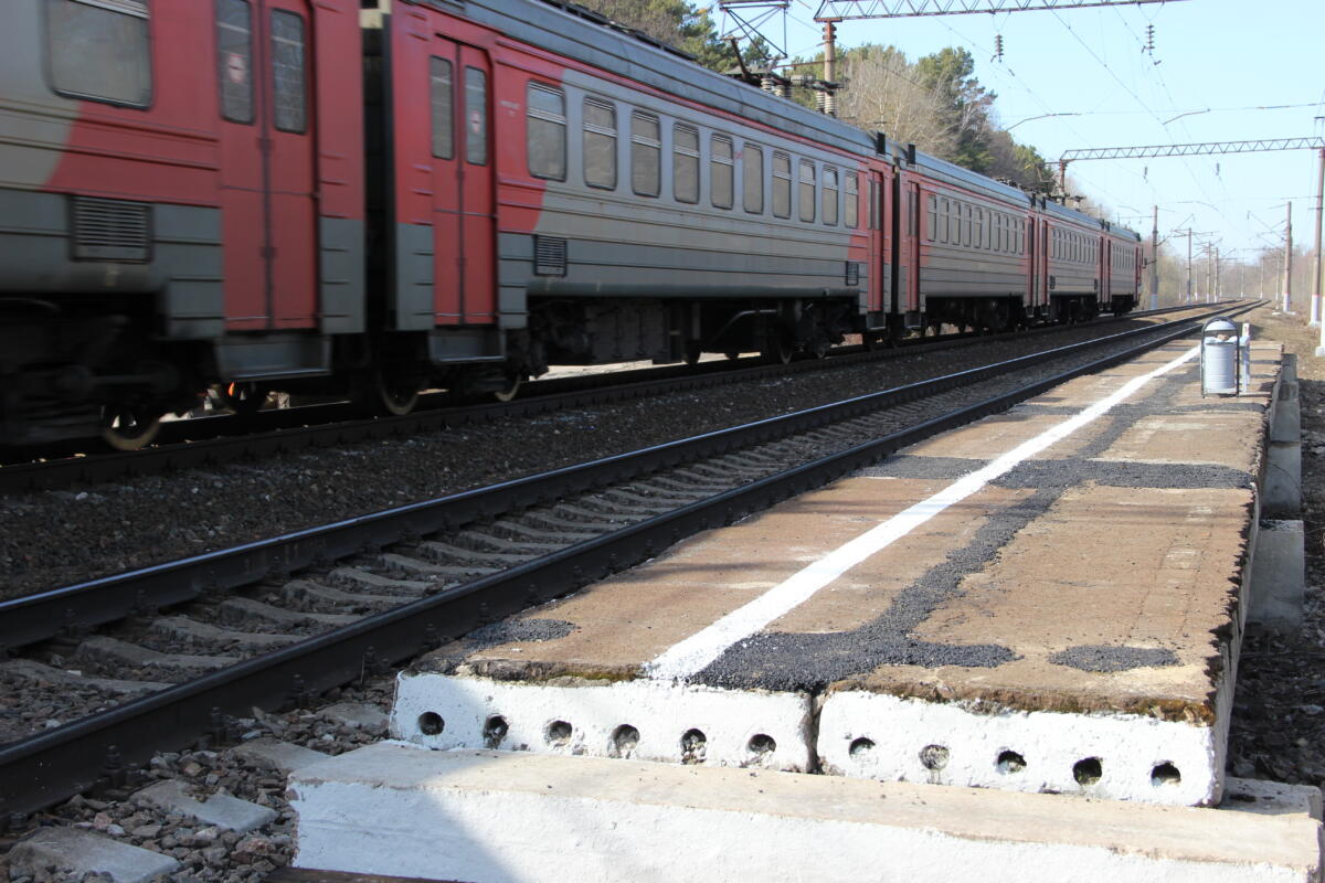 Электропоезда стали делать дополнительные остановки в Радице-Крыловке Брянской области