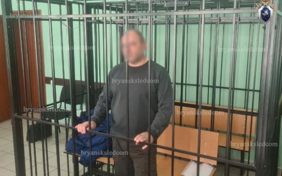 Бывшего директора водоканала Карачева обвиняют в получении взятки и растрате