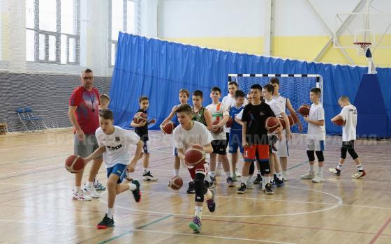 Баскетболисты из Белгорода тренируются в Брянске