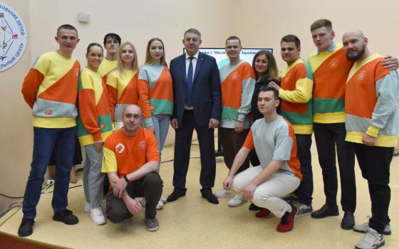 Брянский губернатор встретился с участниками фестиваля молодежи