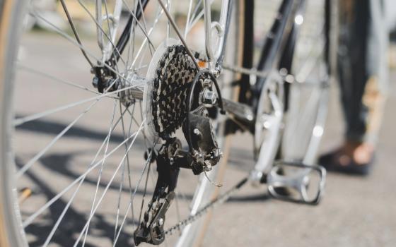 Велосипедистка сломала ногу в ДТП в Жуковске