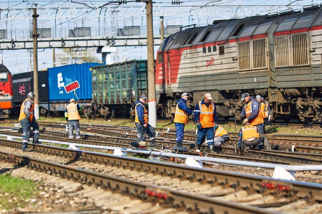 Около 200 станций и остановочных пунктов подготовят железнодорожники к летнему сезону в Брянской области
