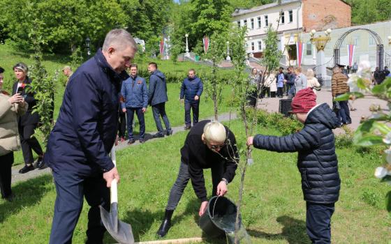 Акция «Сад памяти» прошла в Брянске