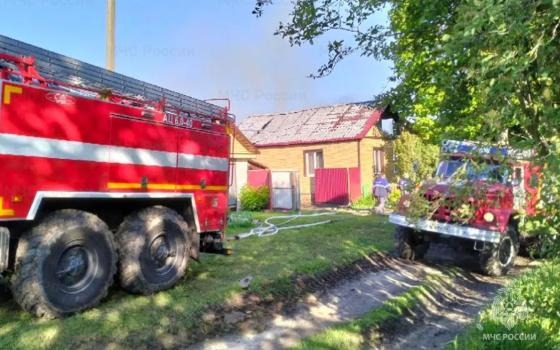 Жилой дом потушили пожарные в Суражском районе