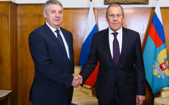 Брянский губернатор встретился с Министром иностранных дел России