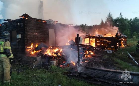 На пожаре в Выгоничском районе пострадал человек