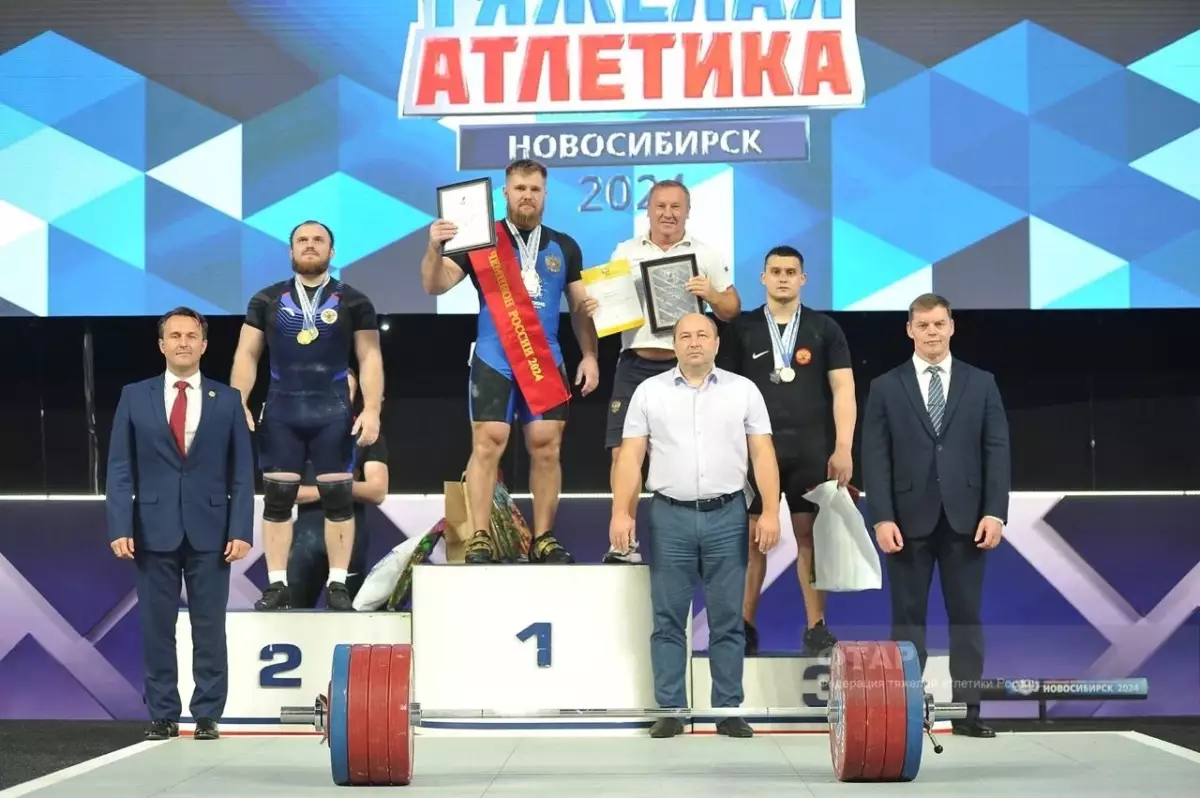 Брянский тяжелоатлет выиграл «бронзу» чемпионата России