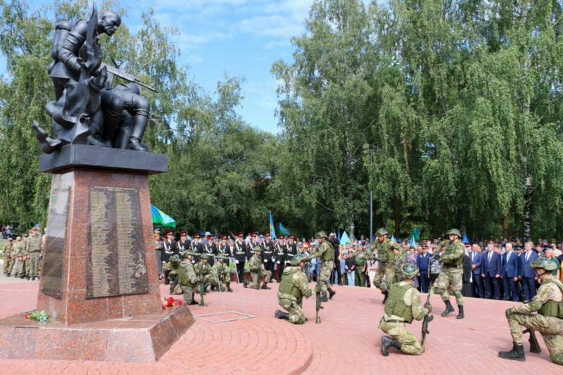 День ВДВ отметили в Брянске 