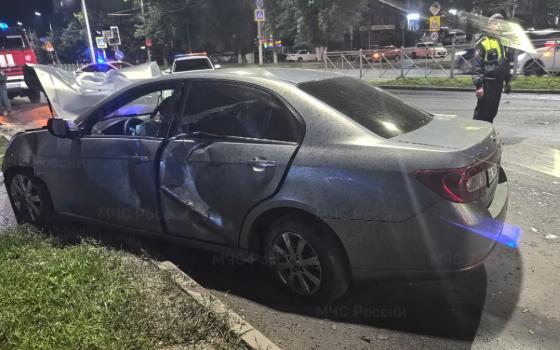 Два автомобиля столкнулись на проспекте Московском в Брянске