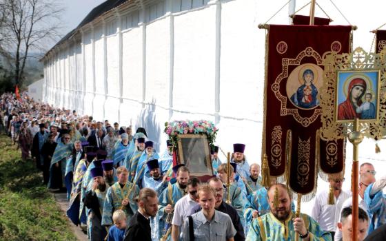 В честь праздника Свенской иконы Божией Матери в Супонево прошёл крестный ход