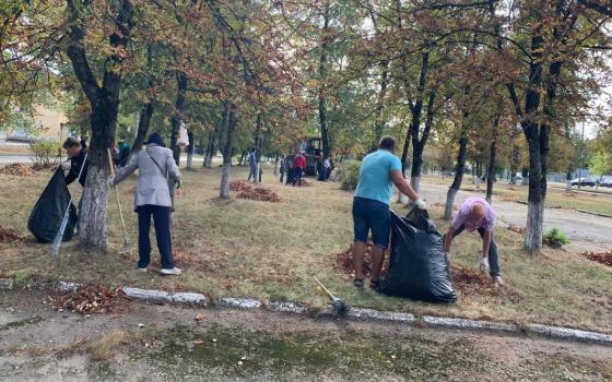 Общегородской субботник прошёл в Брянске 