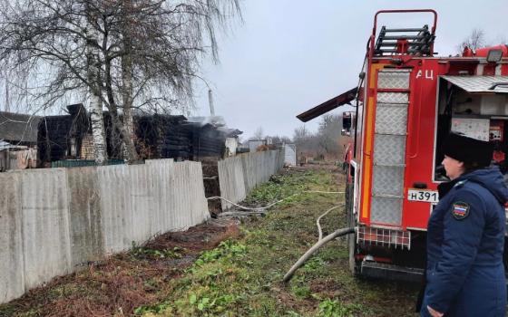 Женщина и двое детей погибли на пожаре в Погарском районе