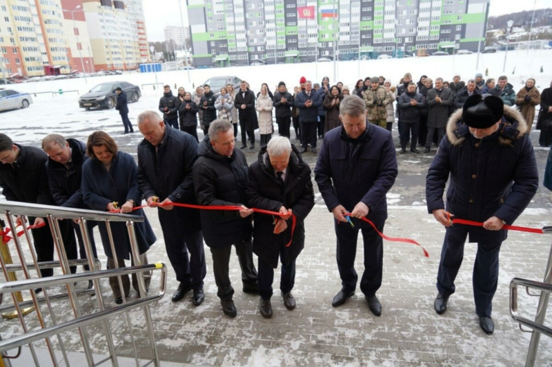 В Брянске открыли новую школу 