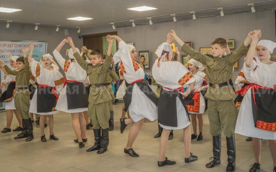 Юбилейный фестиваль «Дорогами войны и побед» открыли в Брянске