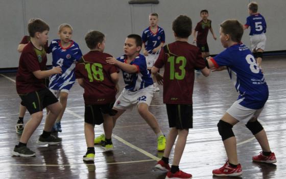 Брянские гандболисты завоевали серебряные медали в Ярославле