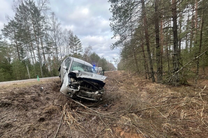 Две иномарки столкнулись на трассе в в Жуковском районе 