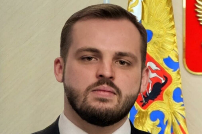 Заместитель председателя Молодежного парламента Брянской области Станислав Луговой назвал службу по контракту выбором патриотов 