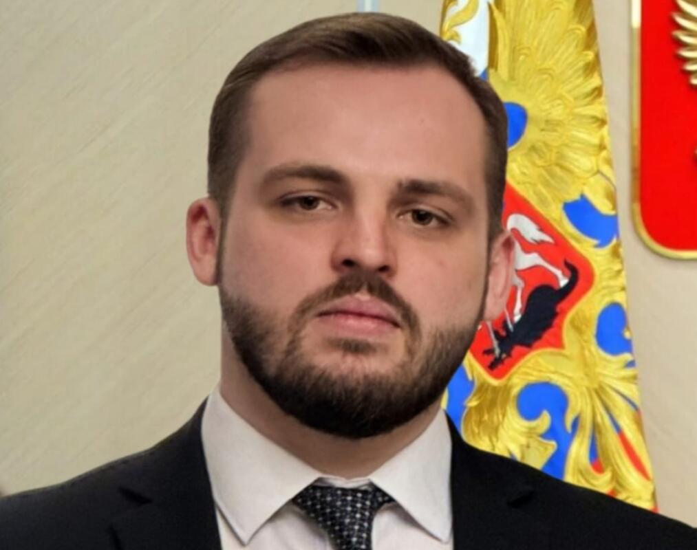 Заместитель председателя Молодежного парламента Брянской области Станислав Луговой назвал службу по контракту выбором патриотов