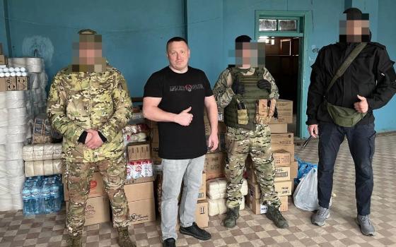 Гуманитарный груз доставили из Брянска военным Курской области 