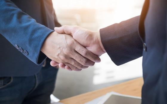 Президент России наградил двоих брянцев за добросовестную работу