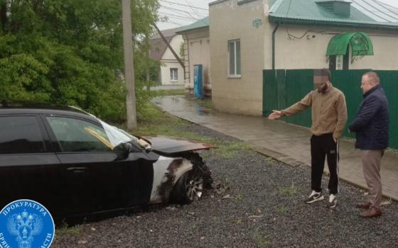 Троих брянцев ждет суд за поджог иномарки