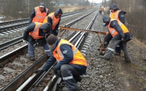 Железнодорожники начали второй этап капитального ремонта пути на перегоне Судимир – Палики 