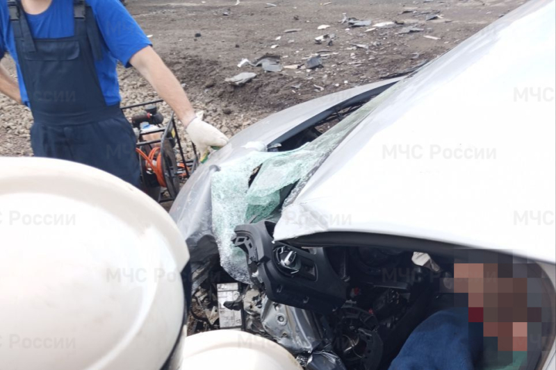 Водитель погиб в аварии с грузовиком в Брянском районе
