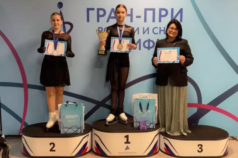 Брянские фигуристки завоевали семь наград всероссийского турнира 