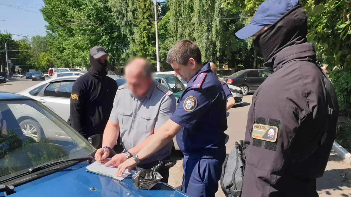 Замначальника СИЗО в Брянске суд заключил под стражу