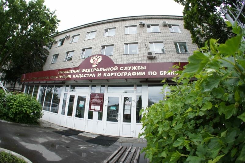 О НОВОВВЕДЕНИЯХ В РЕГИСТРАЦИИ НЕДВИЖИМОСТИ: ИНТЕРВЬЮ ЗАМЕСТИТЕЛЯ РУКОВОДИТЕЛЯ УПРАВЛЕНИЯ РОСРЕЕСТРА ПО БРЯНСКОЙ ОБЛАСТИ НАТАЛИИ КОНОВАЛОВОЙ