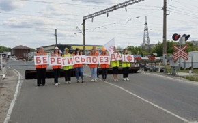 На 32 железнодорожных переездах работники МЖД напомнили водителям о правилах пересечения железнодорожных путей в Брянской области 