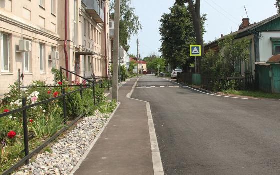 Улицу Доменную отремонтировали в Брянске по новому нацпроекту