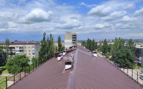 19 многоэтажек отремонтировали брянские строители в луганской Брянке