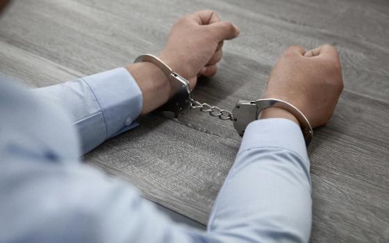 Брянец оформил микрозайм на приятельницу