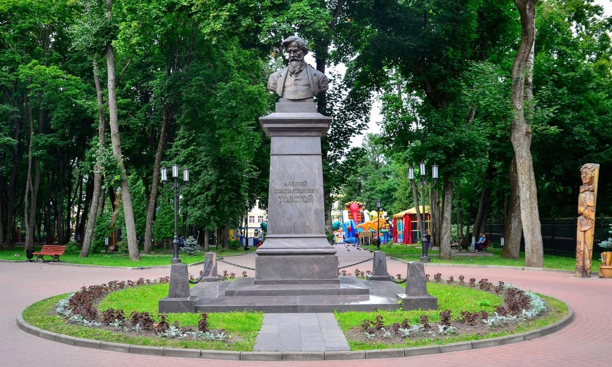 В Брянске 19 июля пройдет экскурсия «Деревянная сказка»