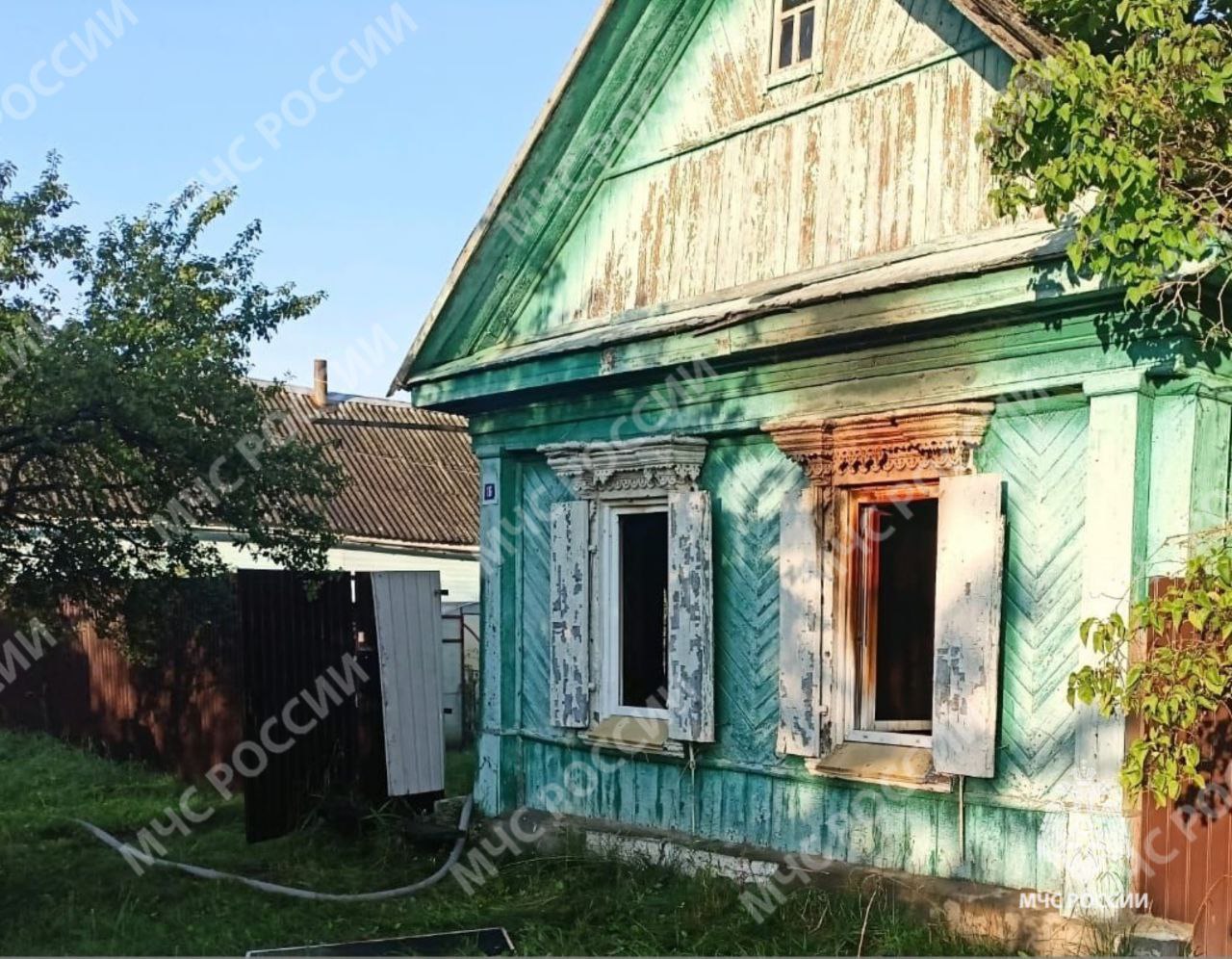 В брянском Новозыбкове пожар унес жизни двух пенсионеров