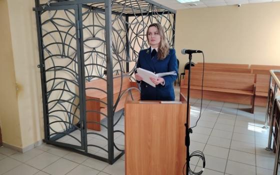 Задушивший мать брянец проведёт девять лет в колонии 