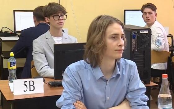 425 брянских выпускников пересдали ЕГЭ по шести предметам