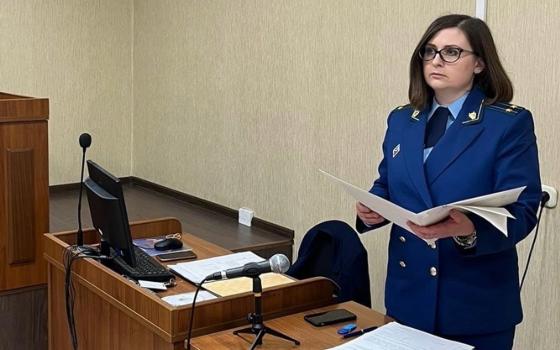 Суд отправил брянца в колонию за издевательства над дочерью