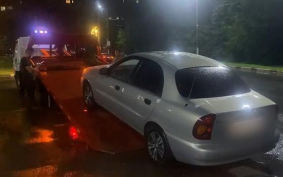 Двух наркодилеров задержали полицейские в Брянске